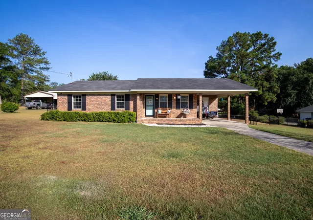 Photo 1 of Single family home for sale at 110 Queen Dr, Glennville, GA 30427 | MLS# 10813411 | Listing updated on 2026-09-07