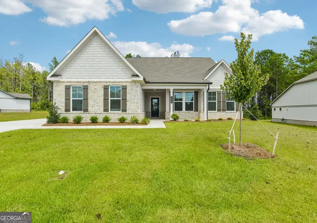 Photo 1 of Single family home for sale at 230 Flat Shoal Dr, Bonaire, GA 31005 | MLS# 10832867 | Listing updated on 2026-09-11