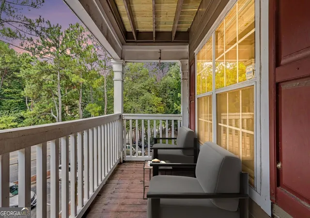 Listing Photo 5 - Condo for sale in building located at 121 Bentley Pl, Tucker, GA 30084