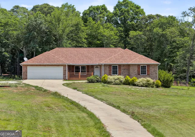1st image of 402 Renee Rd, Pendergrass, GA 30567 | MLS# 10787208
