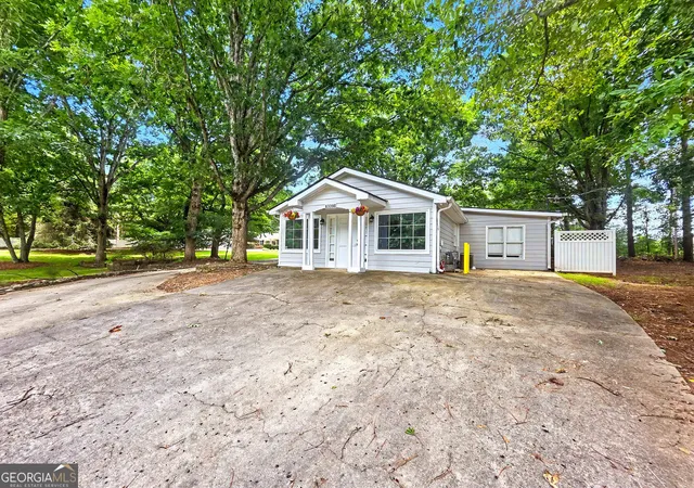 3rd image of 6339B Gaines Ferry Rd, Flowery Branch, GA 30542 | MLS# 10793950