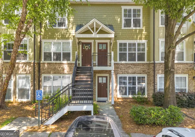 Homes for sale in Athens, GA | 490 Barnett Shoals Rd #APT 205, Athens, GA 30605 | MLS# 10785860
