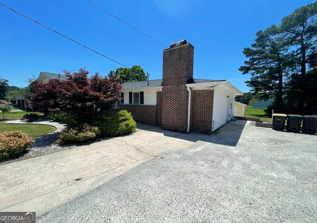 Photo 3 of Single family home for sale at 51 Lyons Dr NW, Rome, GA 30165 | MLS# 10782745 | Listing updated on 2026-10-08