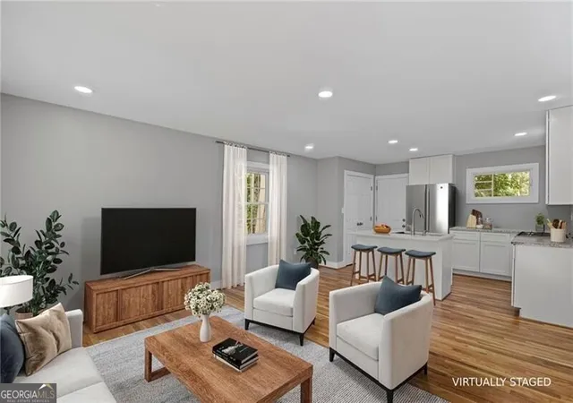 4th image of 2889 Macon Dr Sw, Atlanta, GA 30354 | MLS# 10786024