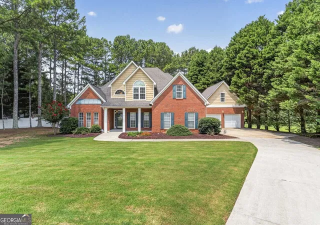1st image of 270 Argonne Dr, Fayetteville, GA 30214 | MLS# 10816572
