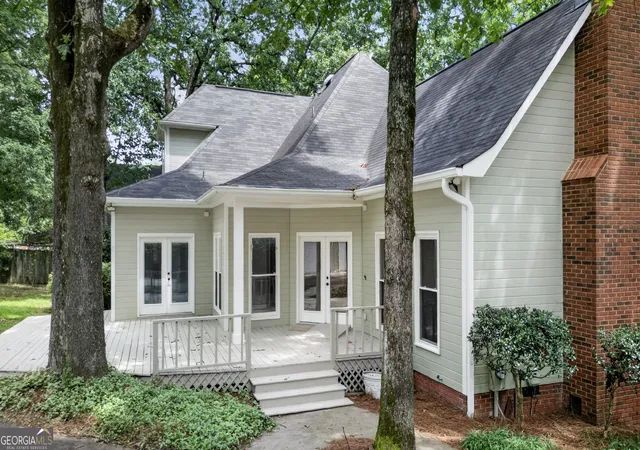 Photo 3 of Single family home for sale at 8 Westover Dr Sw, Rome, GA 30165 | MLS# 10807451 | Listing updated on 2026-09-28