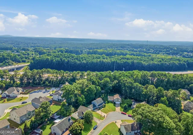 Photo 2 of Single family home for sale at 4761 Limestone Ln Nw, Acworth, GA 30102 | MLS# 10829554 | Listing updated on 2026-09-15