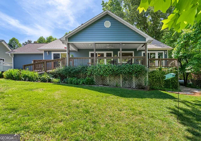 3rd image of 450 Longview Dr, Hiawassee, GA 30546 | MLS# 10812405