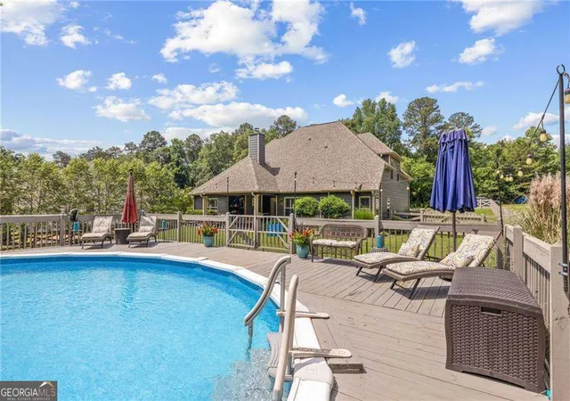 Photo 2 of Single family home for sale at 727 Brannon Holder Rd, Winder, GA 30680 | MLS# 10784340 | Listing updated on 2026-08-12