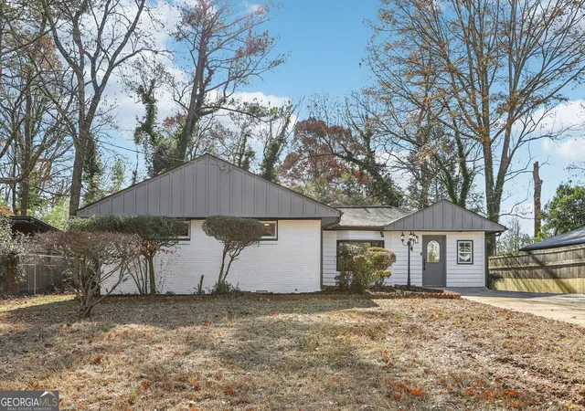 Photo 2 of Single family home for sale at 2907 Monterey Dr, Decatur, GA 30032 | MLS# 10797640 | Listing updated on 2026-07-16