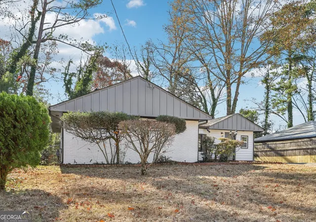 Photo 3 of Single family home for sale at 2907 Monterey Dr, Decatur, GA 30032 | MLS# 10797640 | Listing updated on 2026-07-16