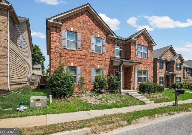 Photo 3 of Single family home for sale at 66 Matador Way, Newnan, GA 30263 | MLS# 10803061 | Listing updated on 2026-10-07