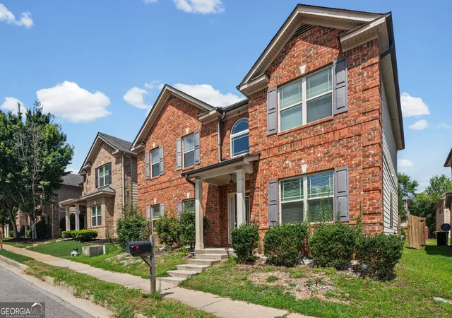 Photo 3 of Single family home for sale at 66 Matador Way, Newnan, GA 30263 | MLS# 10803061 | Listing updated on 2026-10-07