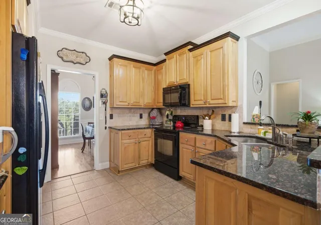 3rd image of 15 Isabella Ct Ne, Cartersville, GA 30121 | MLS# 10814001