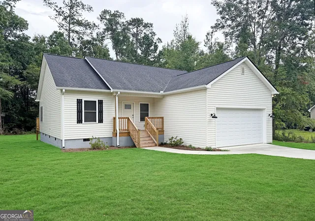 Photo 1 of Sale Pending at 1532 Greentree Pkwy, Macon, GA 31220 | MLS# 10674435 | Listing updated on 2026-08-30