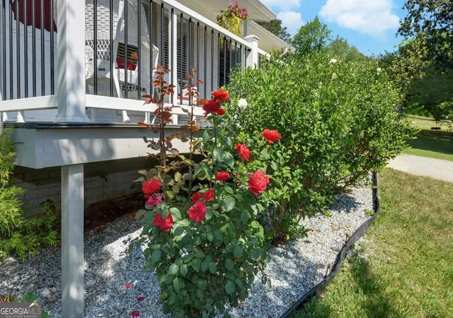 Photo 2 of Sale Pending at 102 Cherry St, Toccoa, GA 30577 | MLS# 10835078 | Listing updated on 2026-09-03