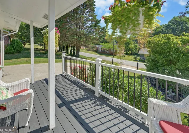 Photo 3 of Sale Pending at 102 Cherry St, Toccoa, GA 30577 | MLS# 10835078 | Listing updated on 2026-09-03