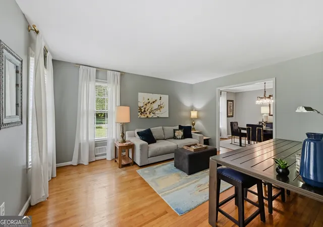 Photo 4 of Sale Pending at 1681 Huntington Dr, Marietta, GA 30066 | MLS# 10783750 | Listing updated on 2026-09-16
