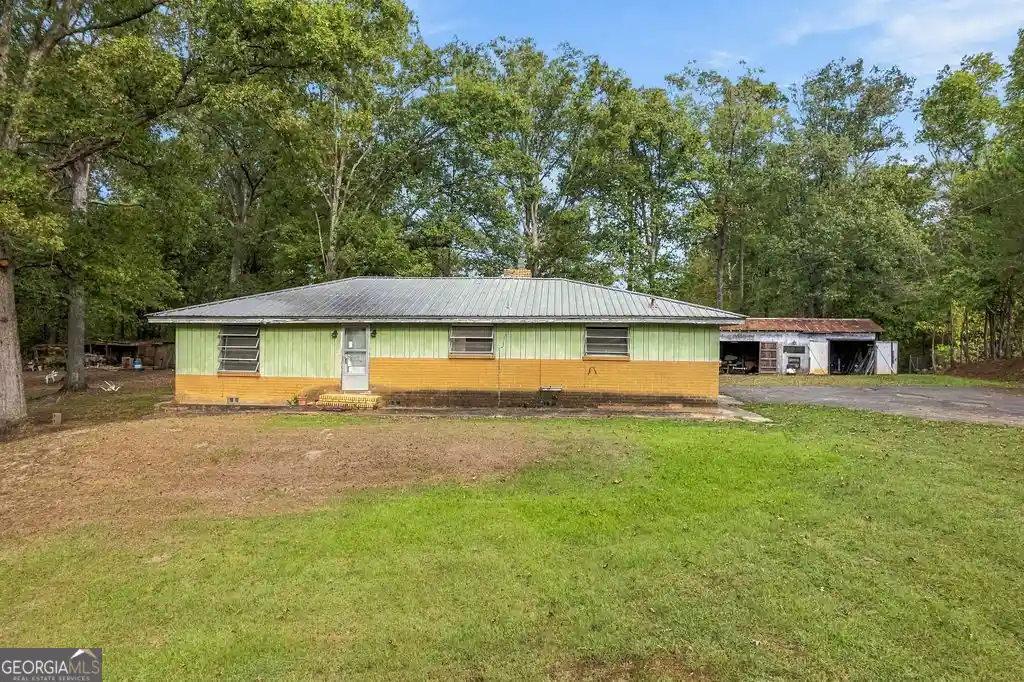 Single family home for sale at 176 Woods Rd NW, Rome, GA 30165 | MLS# 10873867