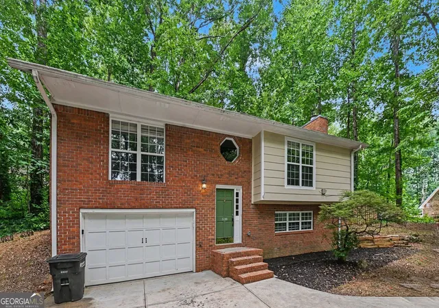3rd image of 5188 2 Branches Ct Sw, Mableton, GA 30126 | MLS# 10823907