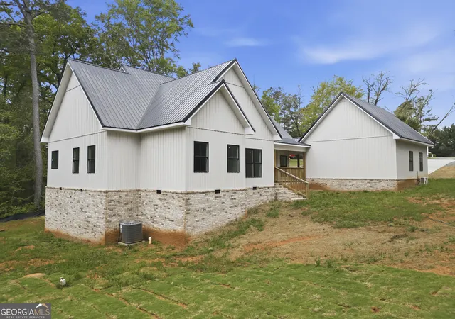 Photo 4 of Single family home for sale at 272 Clinton Crossing Dr, Gray, GA 31032 | MLS# 10729246 | Listing updated on 2026-08-29