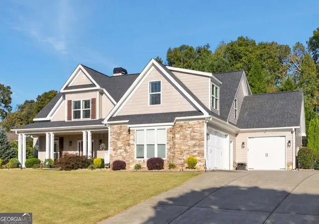 Photo 1 of Single family home for sale at 203 Towne Overlook Dr, Canton, GA 30114 | MLS# 10880698 | Listing updated on 2026-10-29