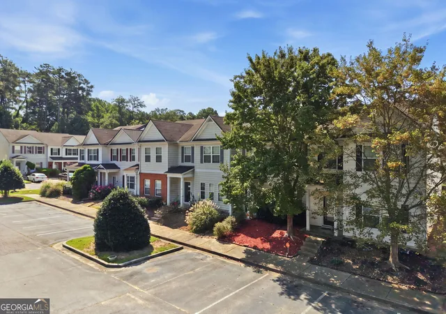 Photo 3 of Townhouse for sale at 4116 Flat Trl, Union City, GA 30291 | MLS# 10827232 | Listing updated on 2026-08-31