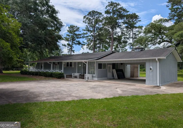 Photo 2 of Sale Pending at 642 Island Dr, Midway, GA 31320 | MLS# 10771250 | Listing updated on 2026-09-23
