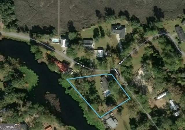 Photo 3 of Sale Pending at 642 Island Dr, Midway, GA 31320 | MLS# 10771250 | Listing updated on 2026-09-23