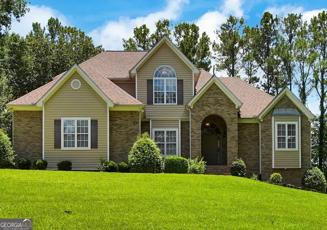 Photo 1 of Single family home for sale at 190 Baywatch Cir, Fayetteville, GA 30215 | MLS# 10804816 | Listing updated on 2026-09-02