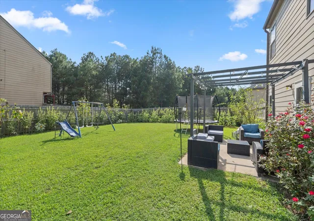 Photo 4 of Single family home for sale at 11059 Milano Ln Sw, Hampton, GA 30228 | MLS# 10829764 | Listing updated on 2026-10-19