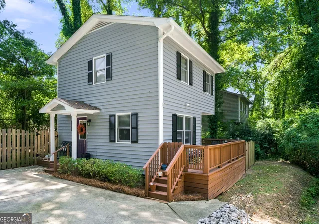 Photo 3 of Single family home for sale at 119 William Dr, Athens, GA 30606 | MLS# 10834928 | Listing updated on 2026-09-24