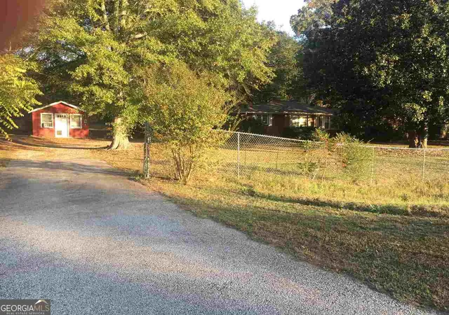 Photo 4 of Single family home for sale at 1810 Hwy 138 E, Stockbridge, GA 30281 | MLS# 10761288 | Listing updated on 2026-09-29