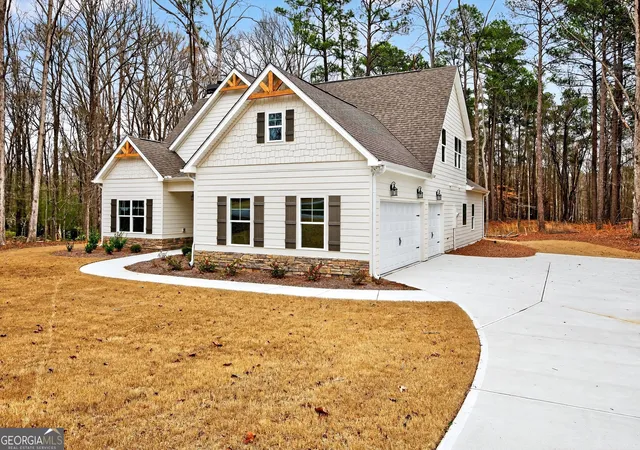Photo 3 of Sale Pending at 240 Jay Trl, Fayetteville, GA 30215 | MLS# 10717399 | Listing updated on 2026-04-22