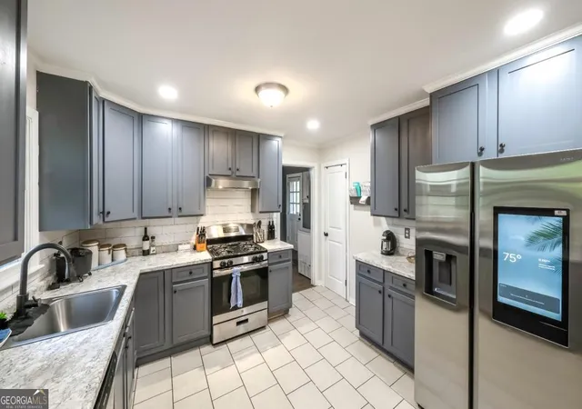 Photo 3 of Single family home for sale at 1041 Michael Ln, Anniston, AL 36207 | MLS# 10821822 | Listing updated on 2026-08-21