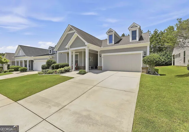Photo 3 of Sale Pending at 213 Florence Rd, Peachtree City, GA 30269 | MLS# 10807561 | Listing updated on 2026-09-18