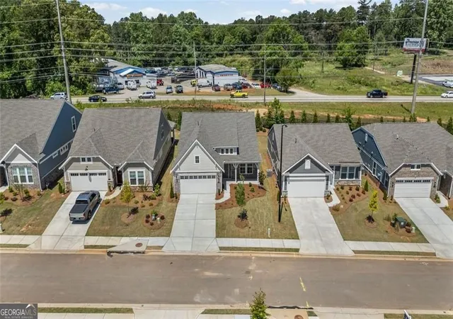 Photo 3 of Single family home for sale at 130 Laurel Farms Ln, Dallas, GA 30157 | MLS# 10824004 | Listing updated on 2026-10-07