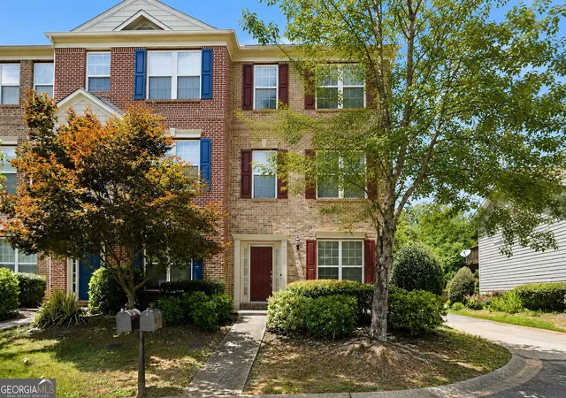 Homes for sale in Marietta, GA | 736 Pecan Knoll Dr #7, Marietta, GA 30008 | MLS# 10792455
