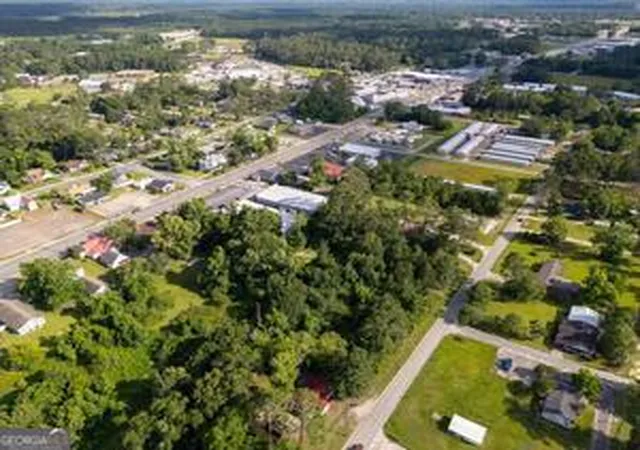 Photo 3 of Land for sale at 340 S Main St, Baxley, GA 31513 | MLS# 10819026 | Listing updated on 2026-08-23