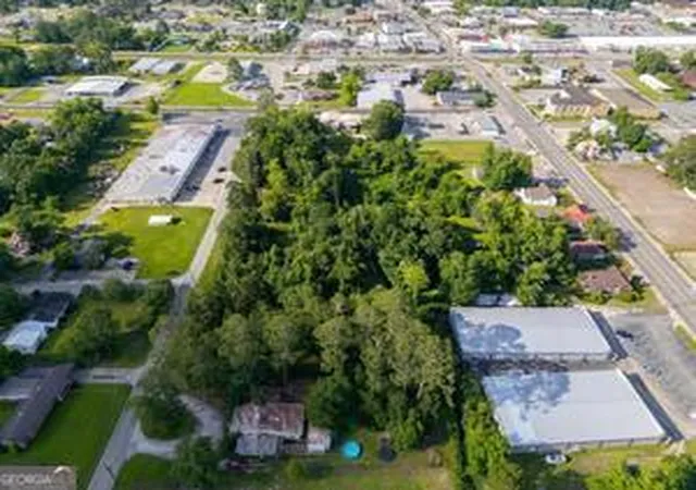 Photo 4 of Land for sale at 340 S Main St, Baxley, GA 31513 | MLS# 10819026 | Listing updated on 2026-08-23