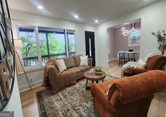 3rd image of 340 Brooks Ave Sw, Atlanta, GA 30310 | MLS# 10720389