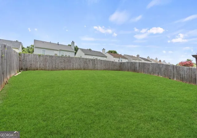 5th image of 2137 Black Oak Ln, Ellenwood, GA 30294 | MLS# 10801388