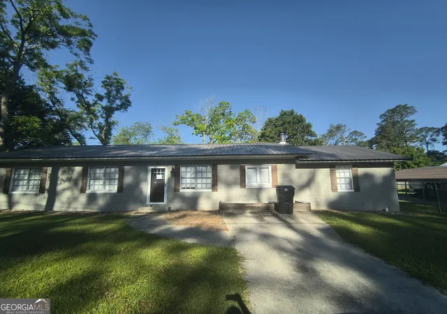 Homes for sale in Fitzgerald, GA | 137 Weldon Wy, Fitzgerald, GA 31750 | MLS# 10779577