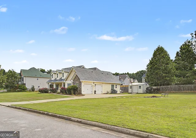 Photo 2 of Single family home for sale at 169 Carter Creek Pl, Temple, GA 30179 | MLS# 10790212 | Listing updated on 2026-09-14
