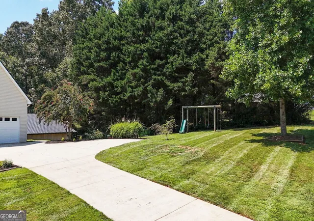 Photo 3 of Single family home for sale at 910 Wheeler Rd, Demorest, GA 30535 | MLS# 10835379 | Listing updated on 2026-09-11