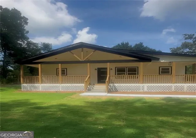 Photo 2 of Single family home for sale at 1238 Hwy 142 East, Covington, GA 30014 | MLS# 10812930 | Listing updated on 2026-09-17