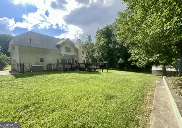 Photo 3 of Single family home for sale at 140 Little Creek Dr, Sharpsburg, GA 30277 | MLS# 10814110 | Listing updated on 2026-10-04