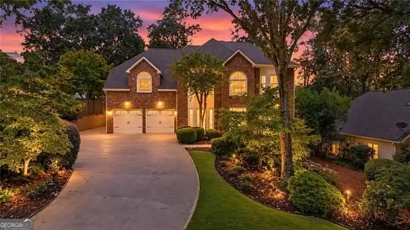 Single family home for sale at 2614 Chadwick Rd, Marietta, GA 30066 | MLS# 10867377