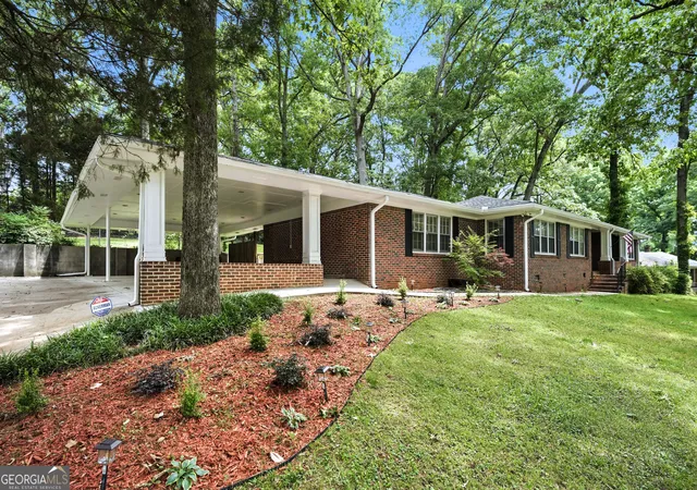 3rd image of 3240 N Druid Hills Rd, Decatur, GA 30033 | MLS# 10769132