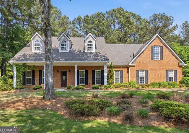 2nd image of 45 Hillsborough Ct, Sharpsburg, GA 30277 | MLS# 10739934